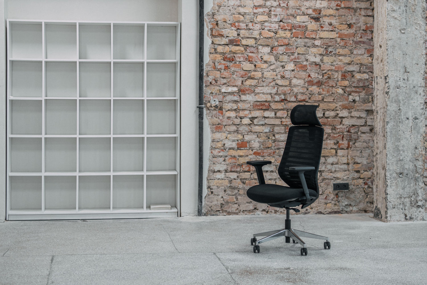 STEEL židle v kancelářském prostředí – ergonomie v praxi