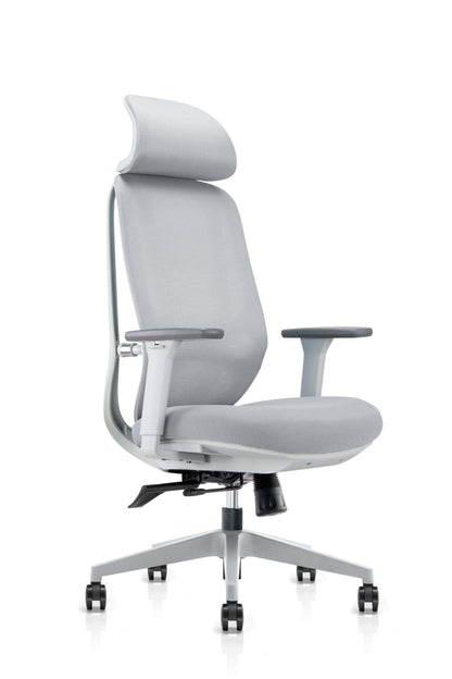 Ergonomická kancelářská židle Conturio NOBRIUM V2 – čelní pohled